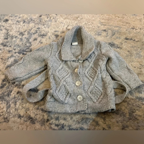 H&M Baby Cable Knit Gray Belted Cardigan Sweater Size 4–6 Months - Picture 2 of 6